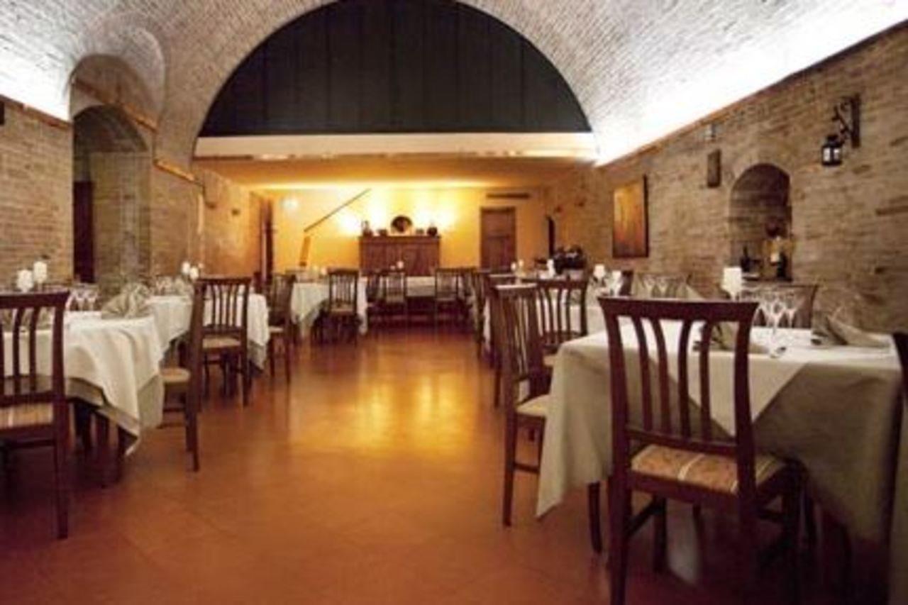 Hotel Ristorante Borgo Antico Monteroni dʼArbia Exteriér fotografie