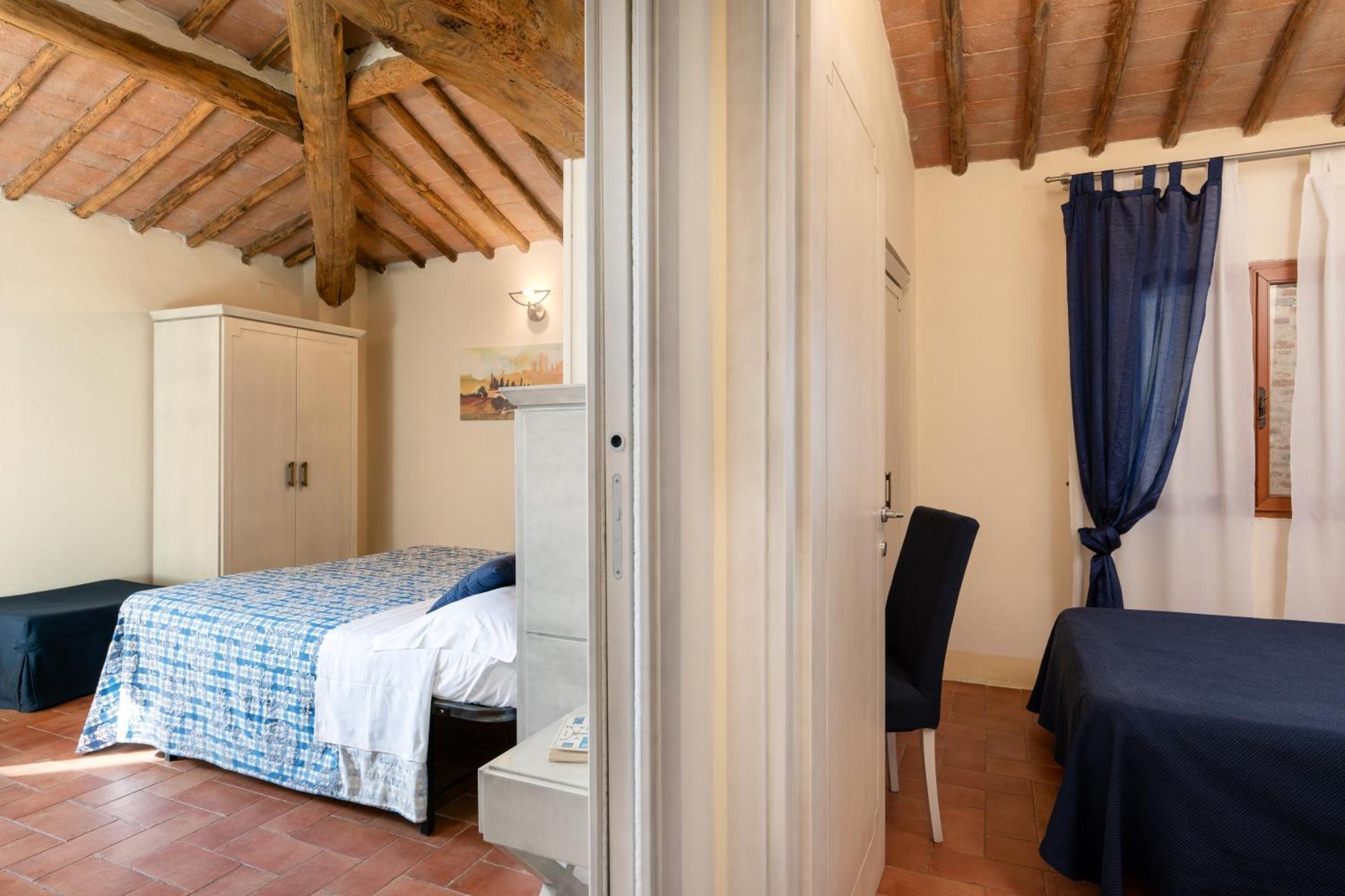 Hotel Ristorante Borgo Antico Monteroni dʼArbia Exteriér fotografie