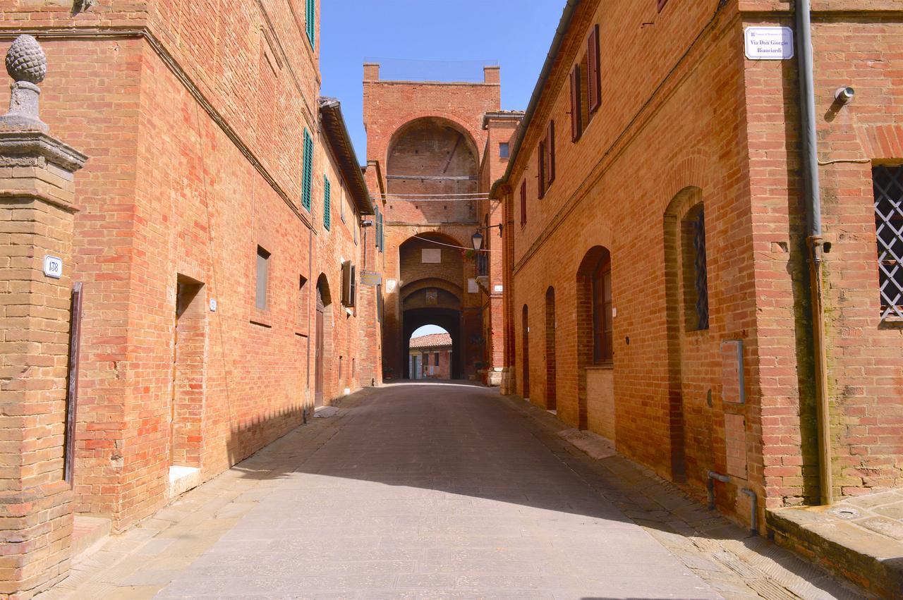 Hotel Ristorante Borgo Antico Monteroni dʼArbia Exteriér fotografie